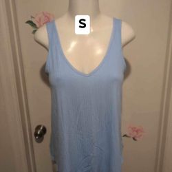 New Women’s Top Size Small 