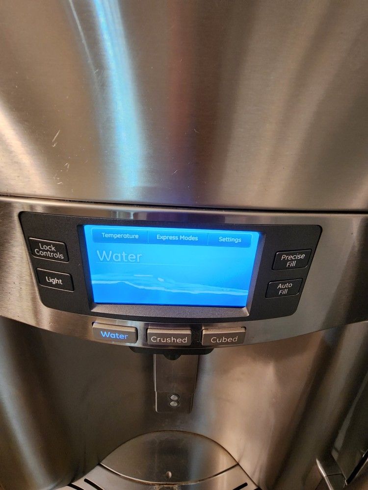 GE Profile⢠Series 28.6 Cu. Ft. French-Door Refrigerator