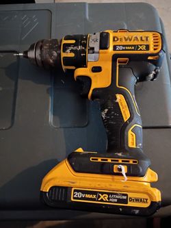 DeWalt Drill Brushless XR 20v Battery Included