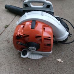 Br 450 Backpack Leaf blower 