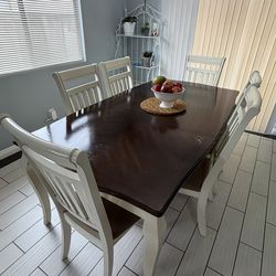 Dinning table