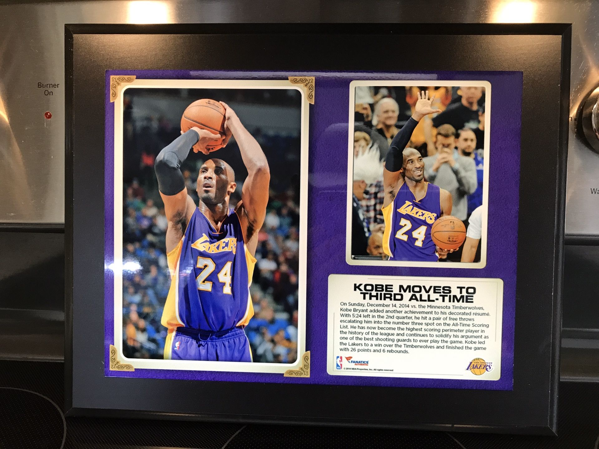 Kobe Bryant Photo Collectible Plaque NBA Milestone Game Lakers