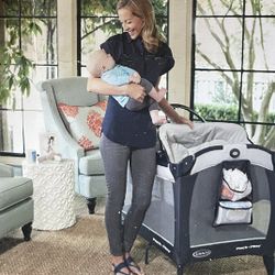 Graco baby Pack ‘N Play Napper & Changer NEW