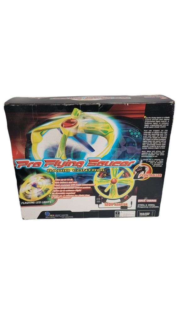 RC Radio Control PRO FLYING SAUCER 12" Lights Up, w/ Charger (YELLOW) - New