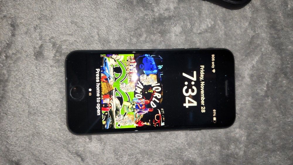 2023 Iphone SE 3rd GENERATION With OUTTER BOX