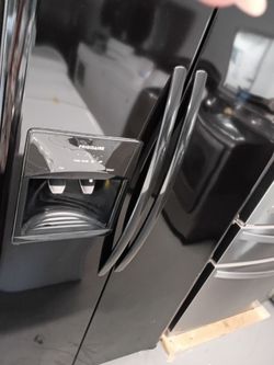 Used refrigerator FRIGIDAIRE