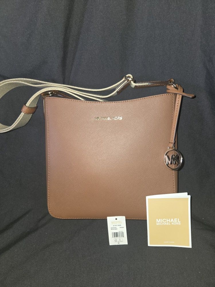 MICHAEL KORS JET SET TRAVEL SMALL ZIP CROSSBODY MESSENGER BAG MK BROWN LEATHER