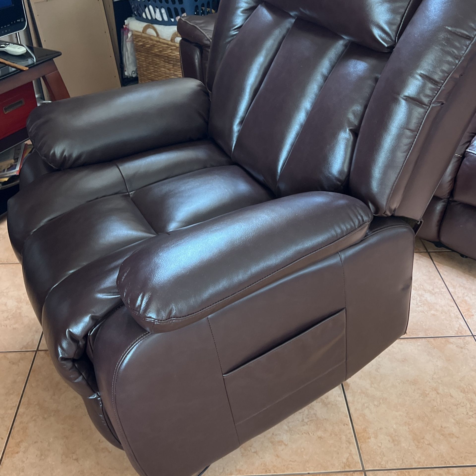 Recliner Leather New