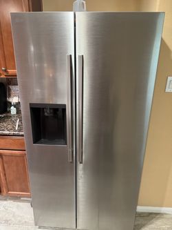 LG Stainless Steel Side-by-Side Refrigerator