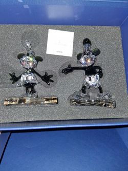 Limited edition Swarovski crystal set “Tugboat Willie”
