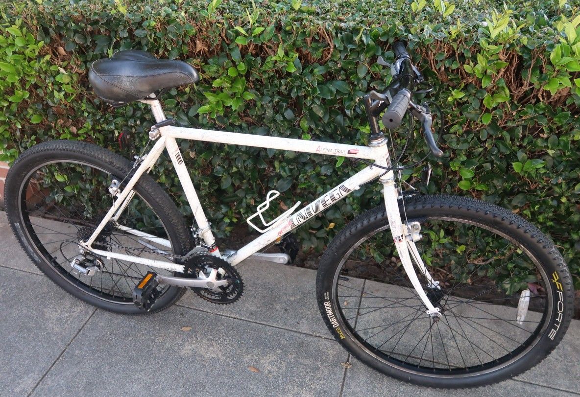 Univega Apina Trail Bicycle (Made in Taiwan)