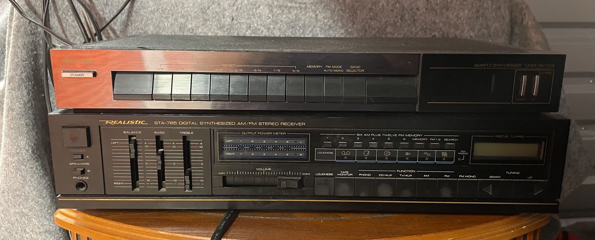 Assorted Vintage Stereo Equipment