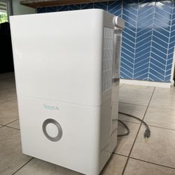 Dehumidifier SereneLife Great Condition