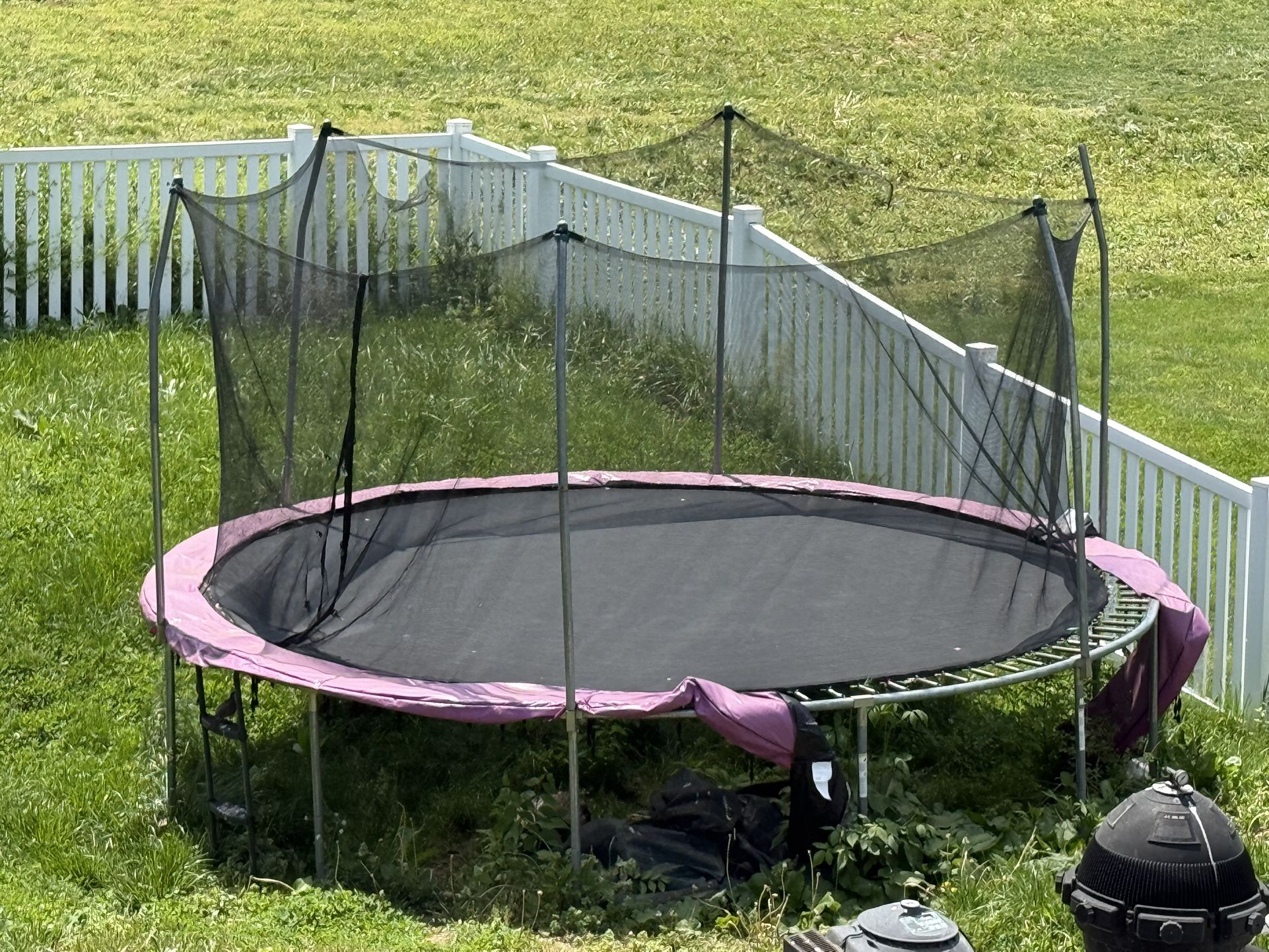 OBO- NEW 15ft Trampoline- (in Process Of Breaking Down)