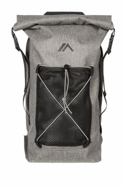 NWT QUEST 20L Wayer Resistent Backpack