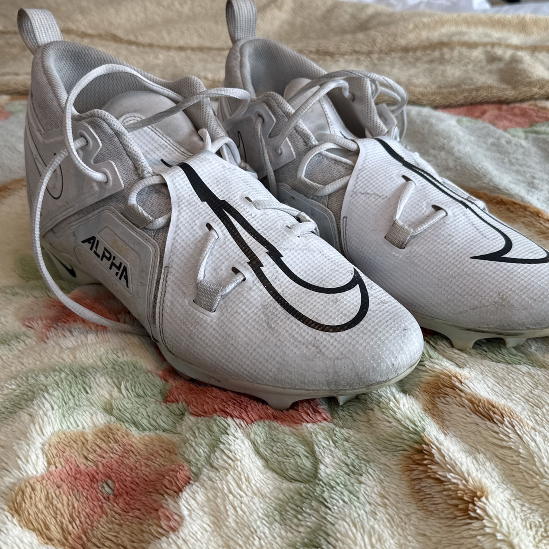 Nike Alpha Menace Pro 3