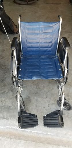 Invacare folding wheel chair