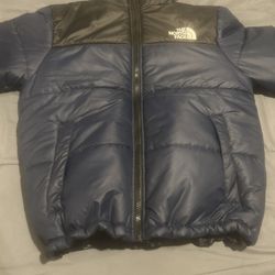 North face 700 Dark blue and black size medium