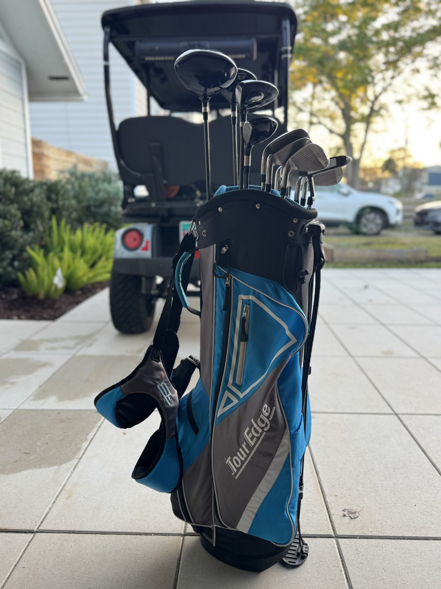 Tour Edge +1/2 370 Iron Set