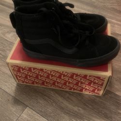 Vans Filmore Hi Top Size 5