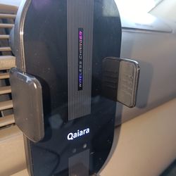 Wireless phone charger auto