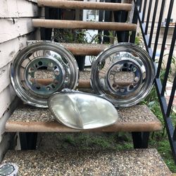 Toyota Headlight And Rims - NEW