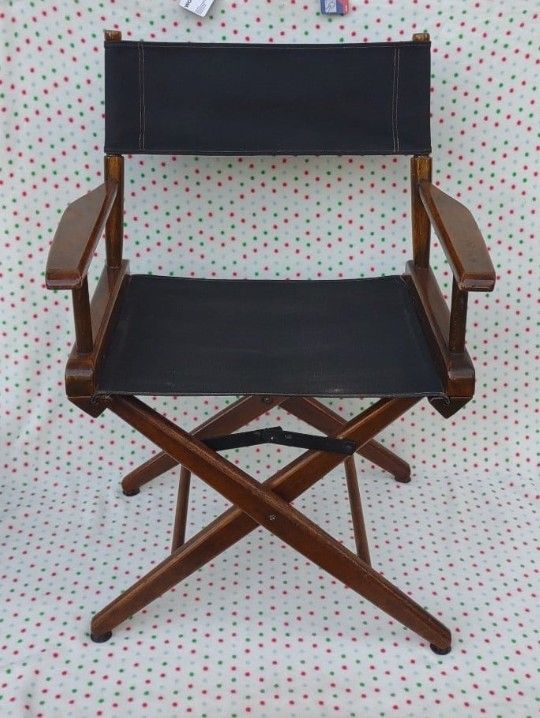 Vintage American Trails
"Extra-Wide Premium 18" Directors Chair Mission Oak Frame