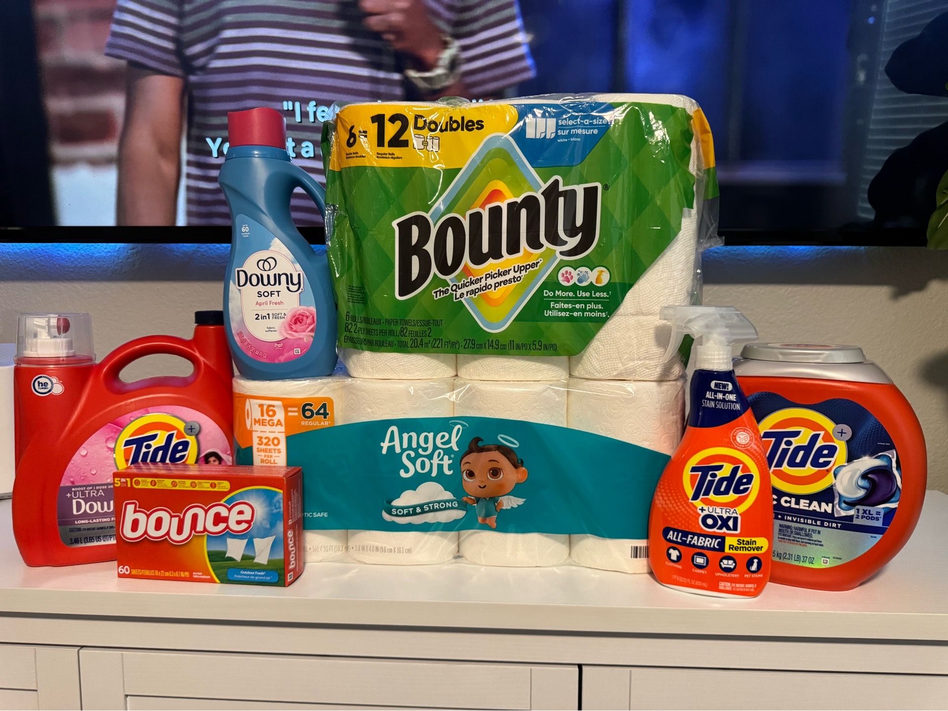 Tide laundry detergent