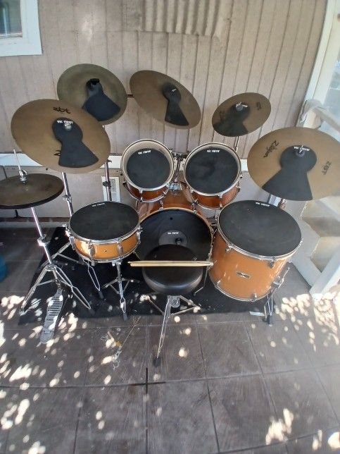 Mapex Drum Set