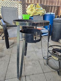 Gas burner stand