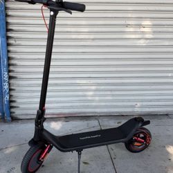 SUPER RIDE SUPERFUN M1 ELECTRIC SCOOTER 19MPH-RANGE 20MILES
