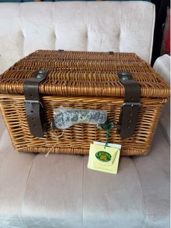 Vintage picnic basket