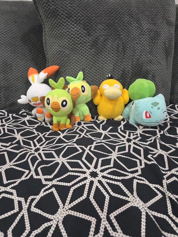 Pokemon Plushy