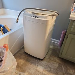 Portable Washer  With  Faucet Attachments(Dorm,Rvs, Studios)