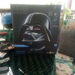 Star Wars The Black Series Darth Vader Electronic Helmet
