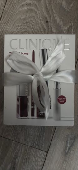 Clinique The Black Honey Wardrobe Gift Set