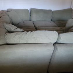 Large Modular Sectional 3pc Couch $1k++