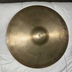 Vintage Zildjian 18” Ride Cymbal 