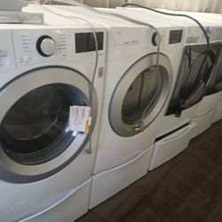 Kenmore Or Lg Washer And Dryer Set Electric 