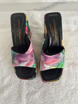 DONALD J PLINER Womens Sz 6.5 M Sabri Wedge Platform Sandals  Tulipano Floral.
