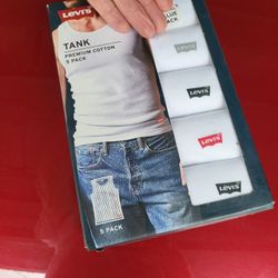 Tank Tops 5 Pack- Levi's.   