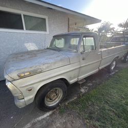 1969 Ford F250 Truck
