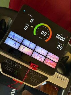Auto Incline 10 Speed Treadmill