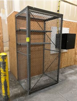 7 ft  tall 3-SIDED METAL STORAGE CAGE