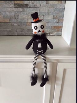 Halloween skeleton