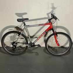 BICYCLE TREK 21 SPEED SIZE 26 BRAND NEW 