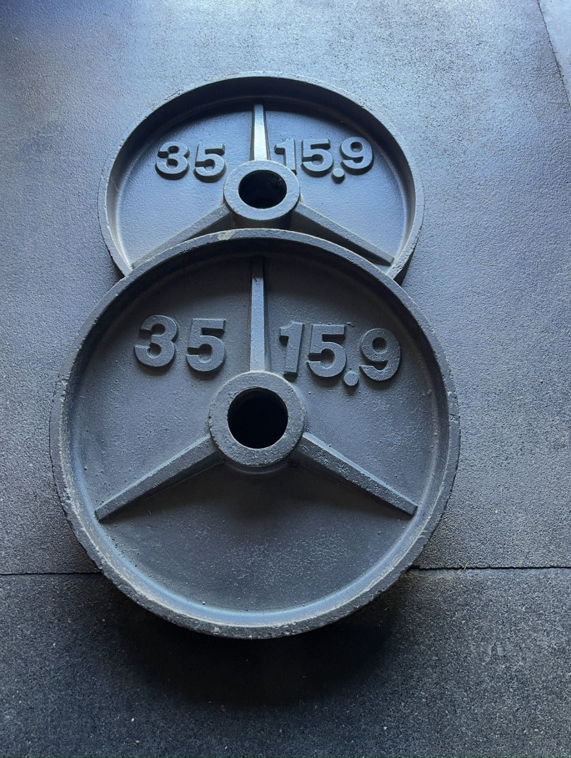 35lbs Olympic Weight Plates…. Home Gym Fitness….