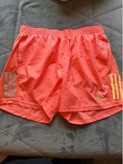 Adidas shorts size xl