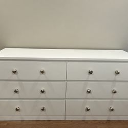 IKEA Malm Dresser