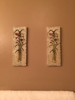 Wall decor 3D purple flowers set of 2